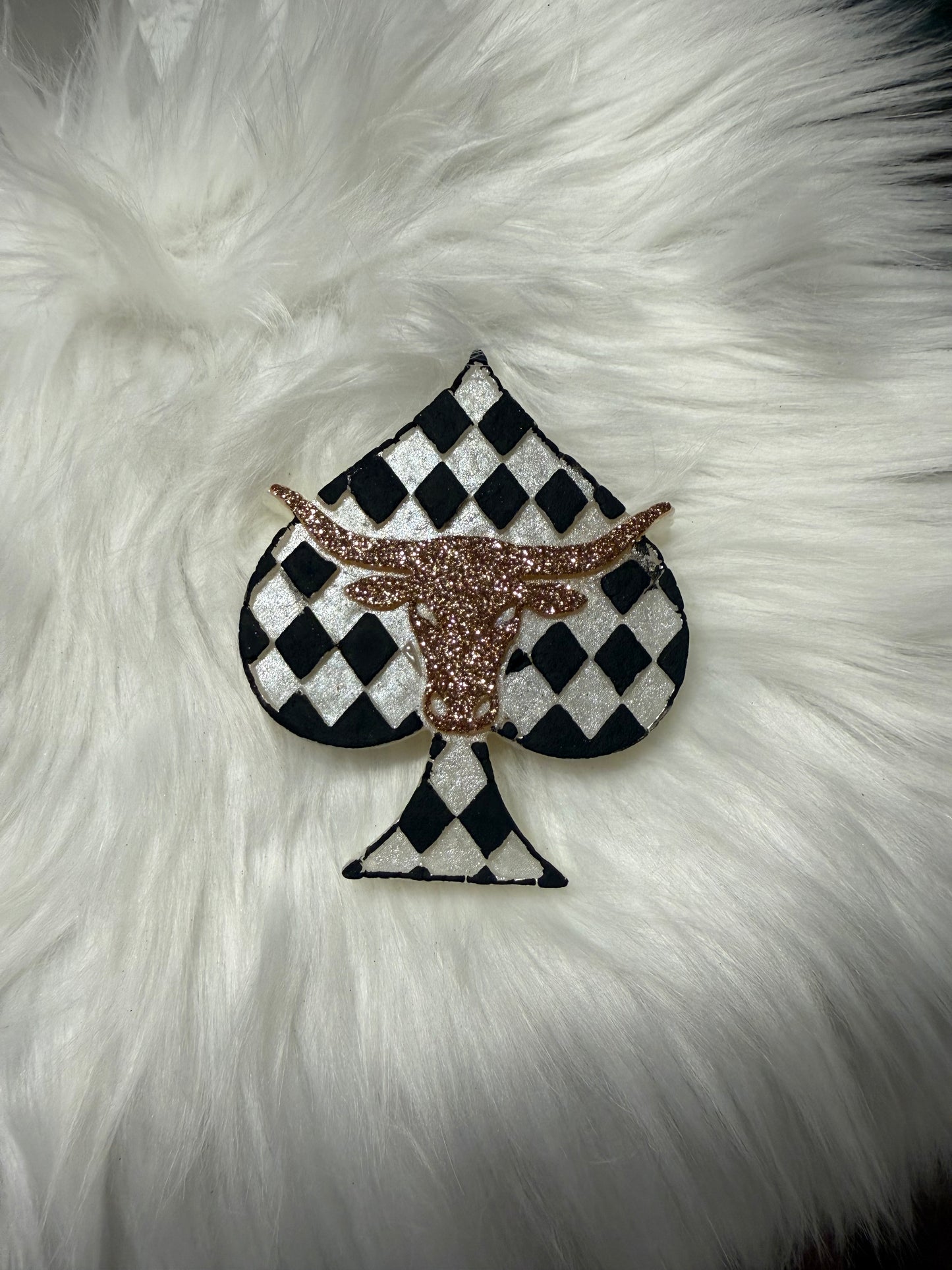 Bull checkered spade