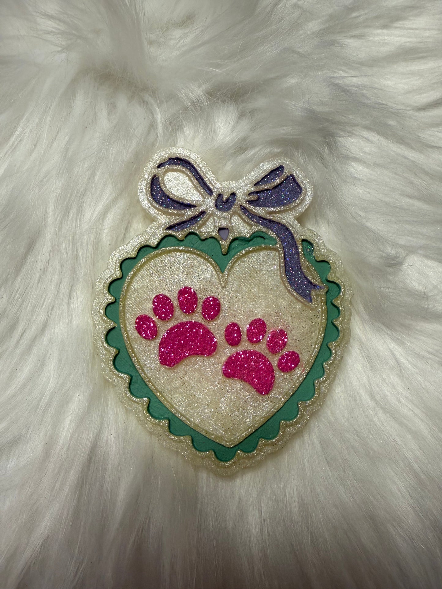 Paw heart bow
