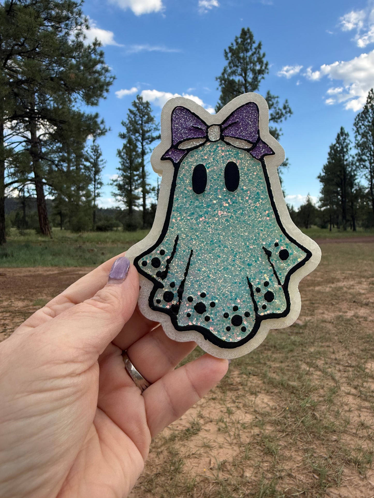 Ghosty with bow