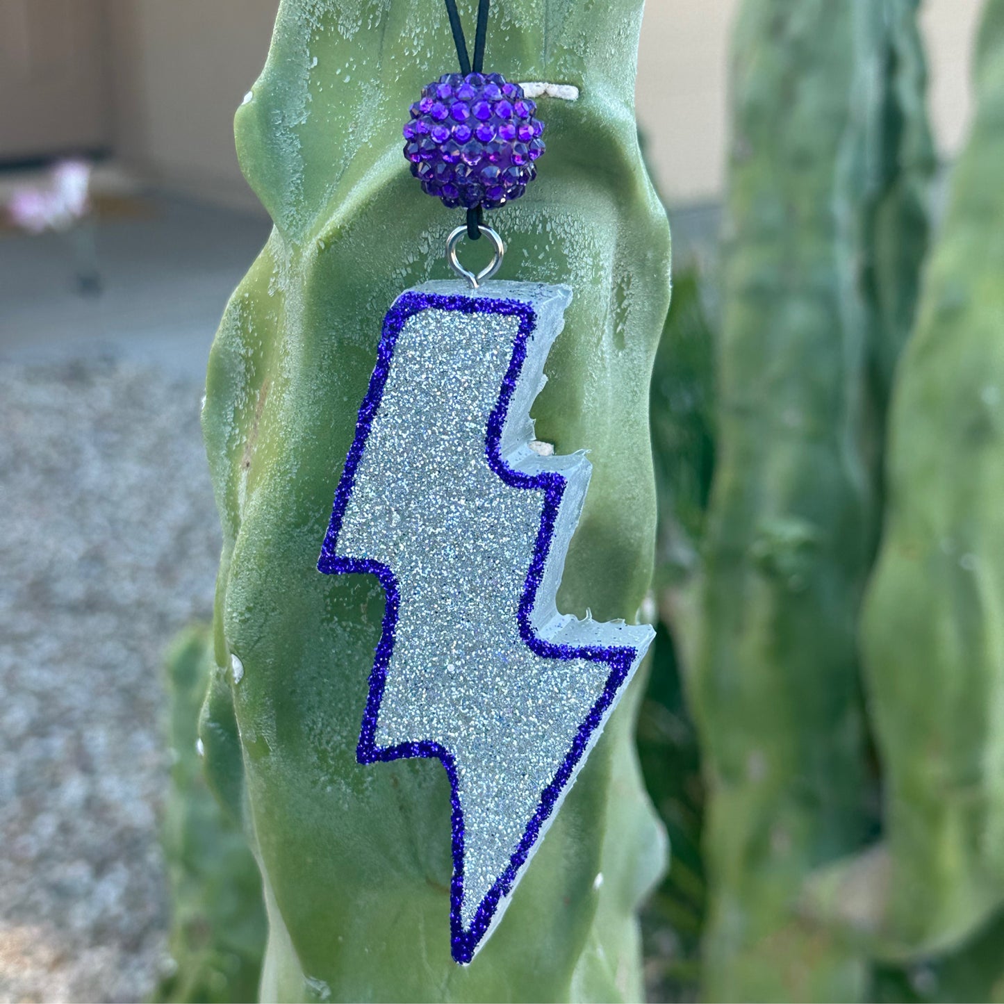 Lightning bolt