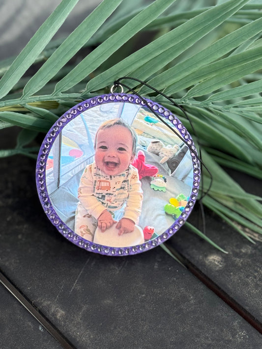 Picture Freshie with blinged rim