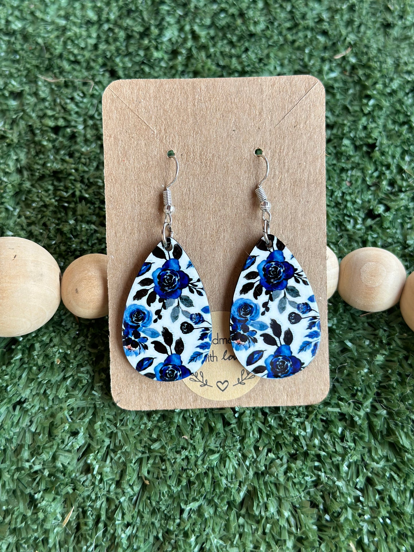 Blue/white floral