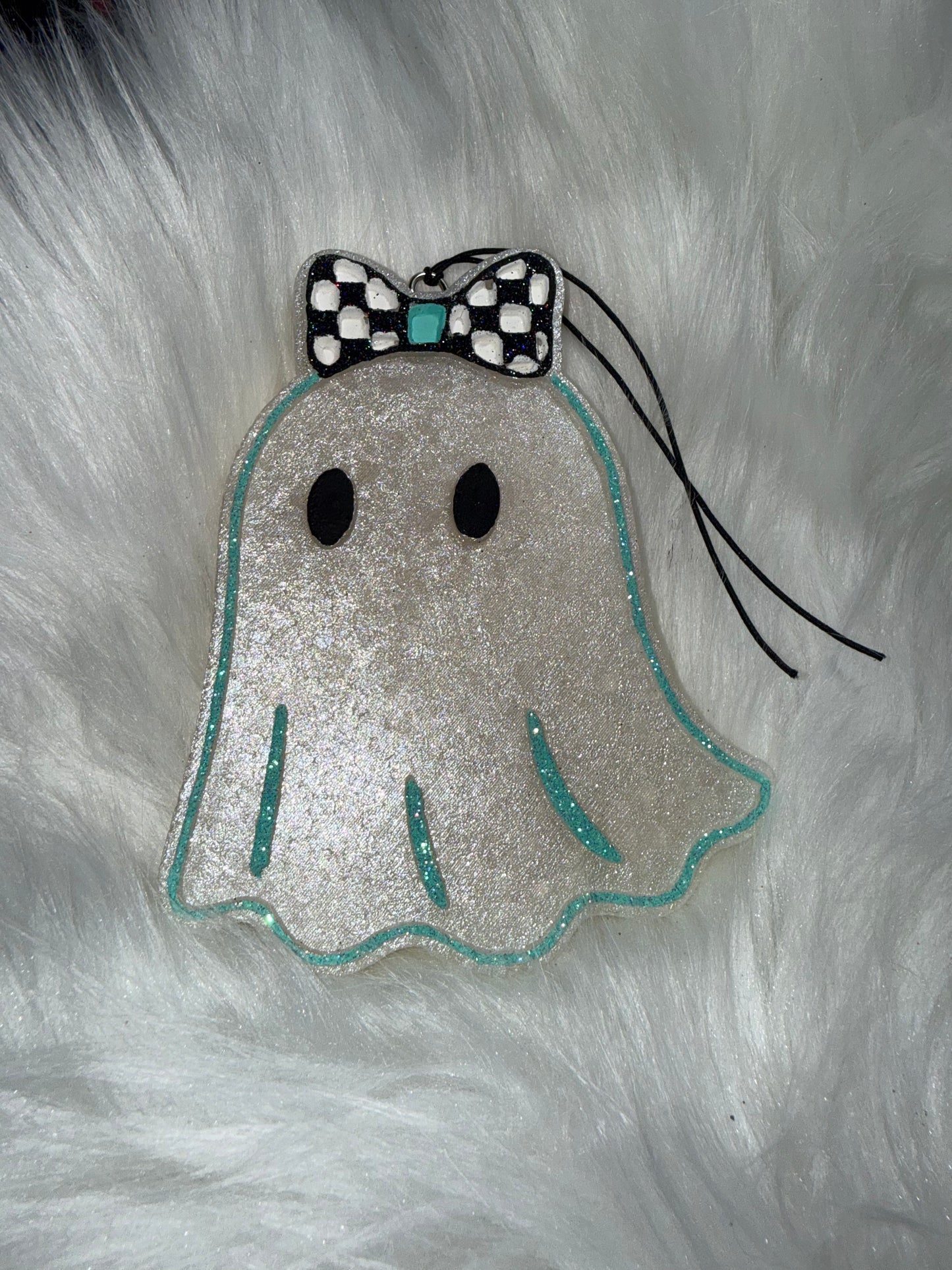 Ghosty girl with checkered bow
