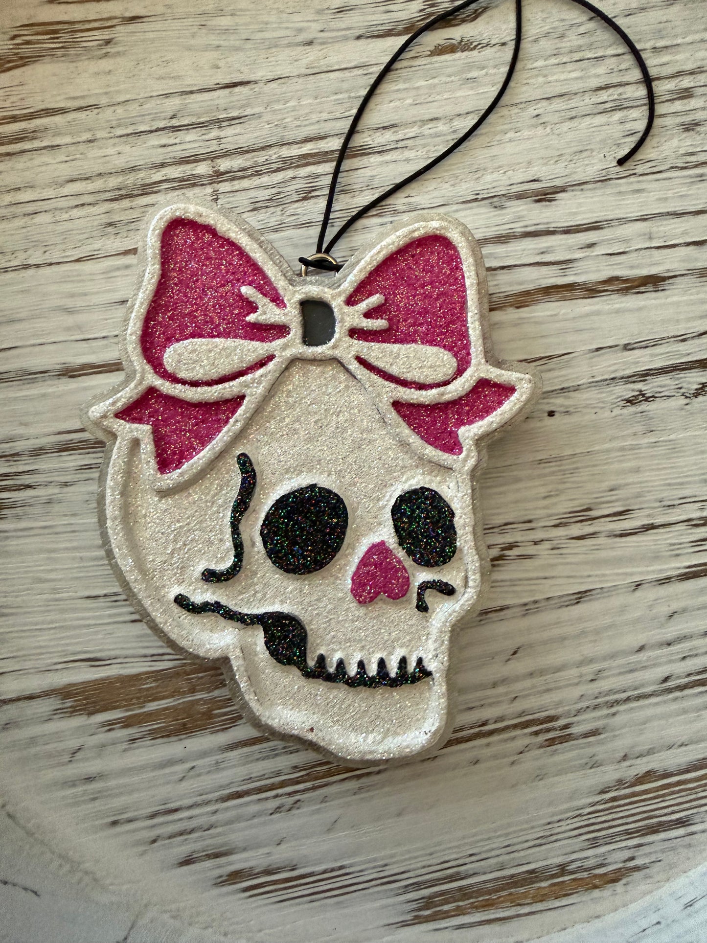 Skelley with bow
